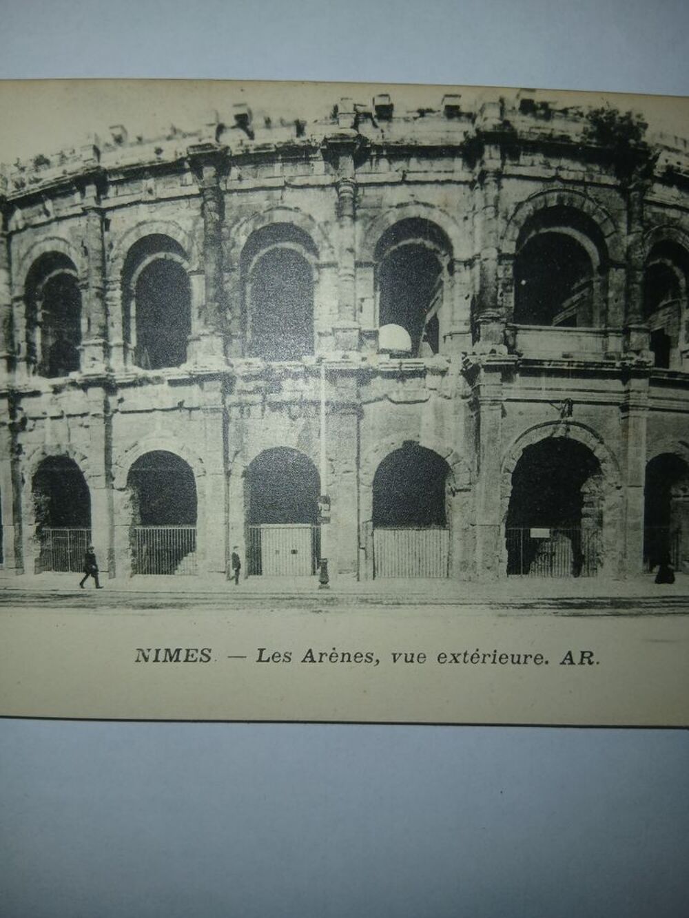 Cartes postales anciennes de Palavas, Nimes et Toulon 