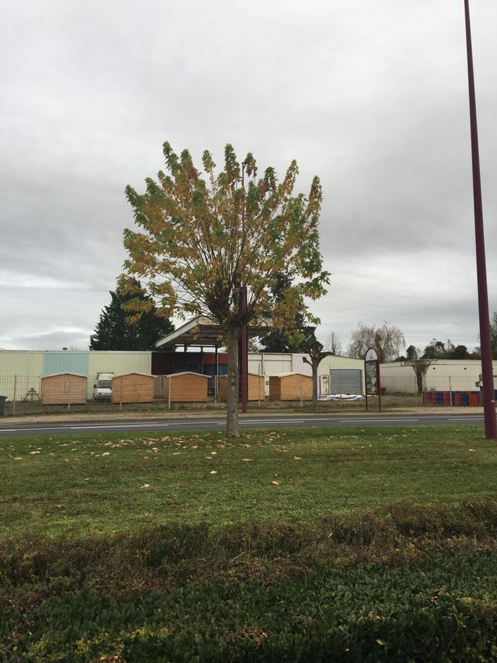 Location Autre Local tout commerce sur rn7 dordives  500m2 idéal resto Dordives
