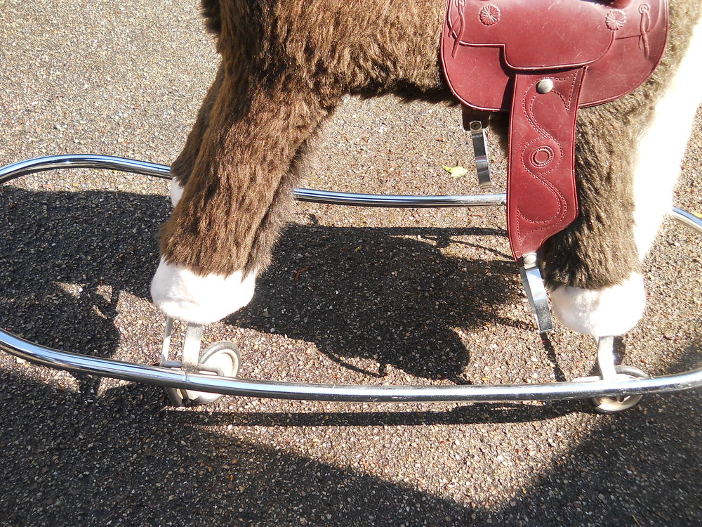 Poney &agrave; bascule Jeux / jouets
