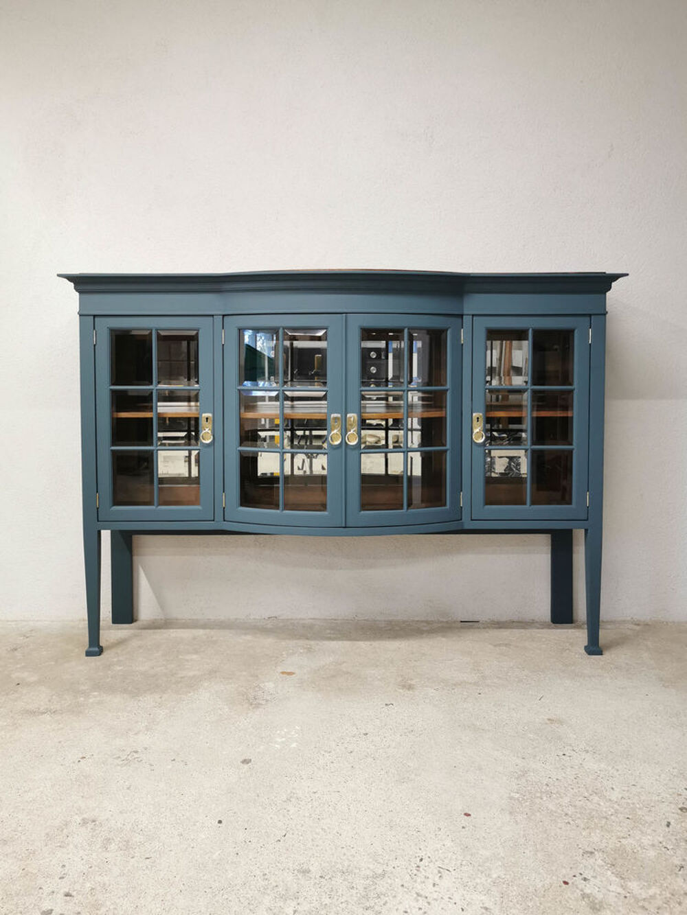 Vitrine r&eacute;nov&eacute;e Meubles