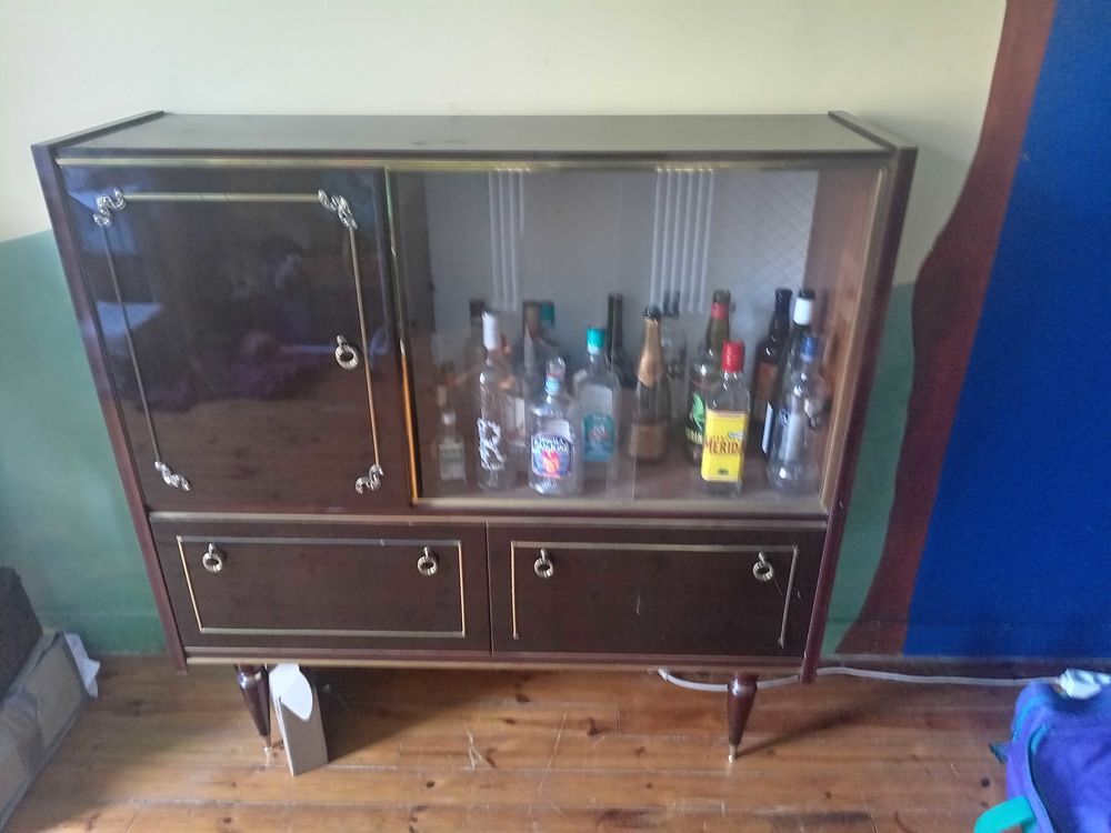 Meuble bas vitrine et porte Meubles