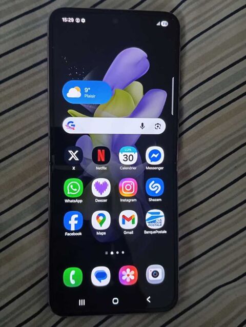 Samsung Galaxy Z-FLIP 4 Lavande Plaisir (78)