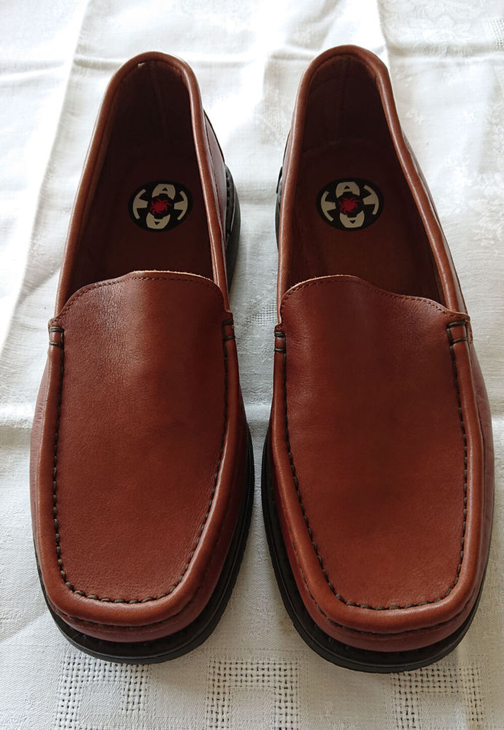 MOCASSINS CUIR FAUVE JAMAIS PORTES Chaussures