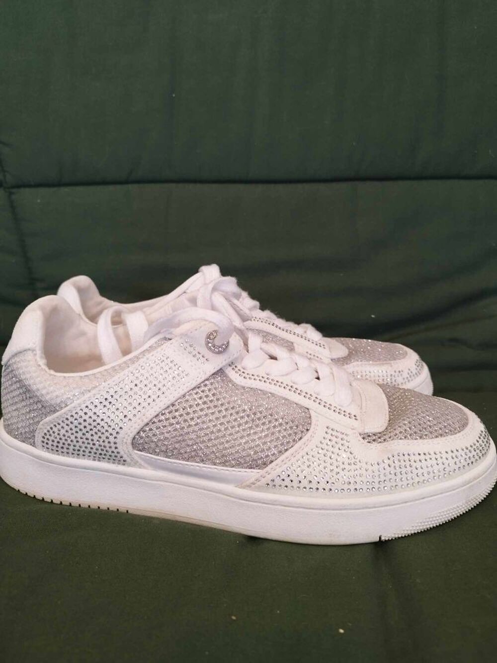 Basket Guess femme pointure 41 Chaussures