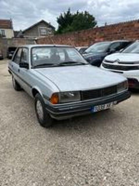 305 SRD 1984 occasion 94200 Ivry-sur-Seine