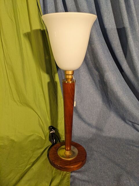 JOLIE LAMPE STYLE MAZDA UNILUX art d�co vintage 1930 acajou 145 Marseille 13 (13)