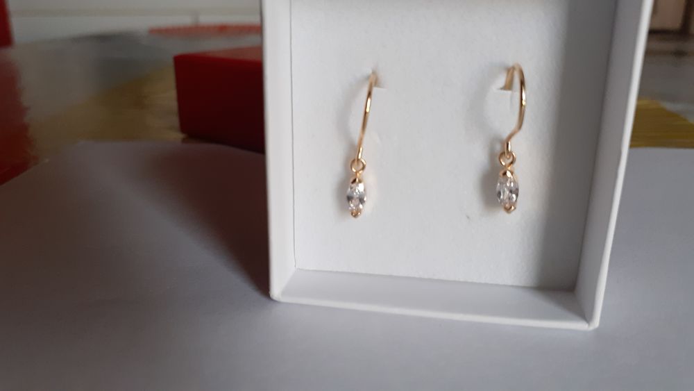 boucles d'oreilles Bijoux et montres
