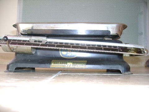 ancienne balance mnagre MBS 60 Hagetmau (40)