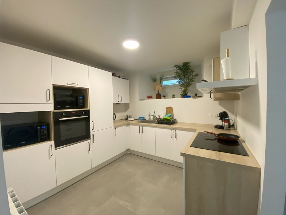 Location Chambre Chambre dans colocation à Evian très proche embarcadère Évian-les-bains