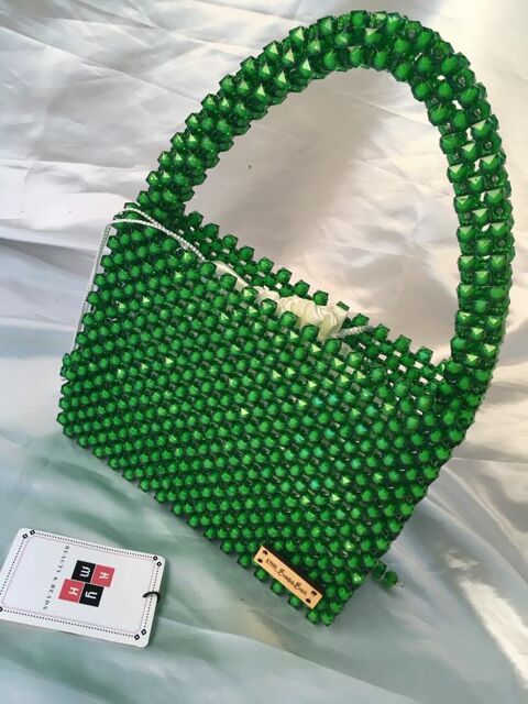 Sac en perle fait à la main Mantes-la-Ville (78)