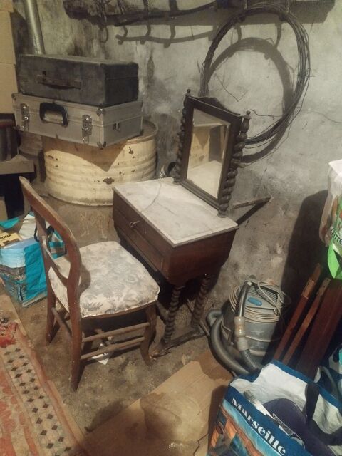 Coiffeuse 150 Marseille 2 (13)