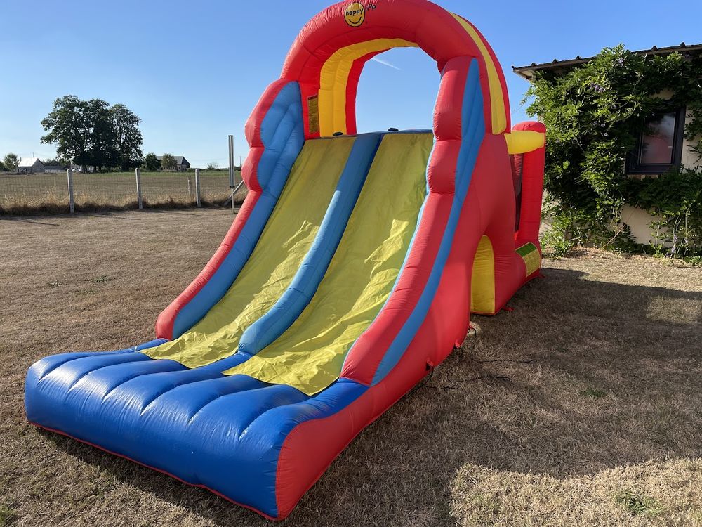 Ch&acirc;teau gonflable Happy Hop avec double piste de toboggan Jeux / jouets