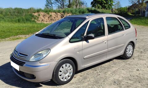 Citroen picasso Citroën Xsara  1.6i 16V 110 Exclusi