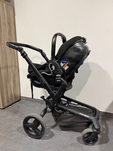 Poussette Jan� tout terrain 130 Ruoms (07)