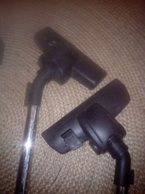 tube tlescopique + brosse - diamtre 3.2 cm 10 Beauchamp (95)