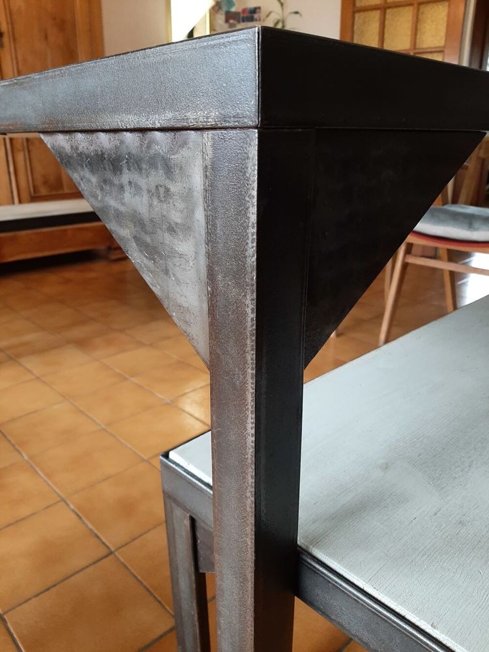 Table salle &agrave; manger et bancs Meubles