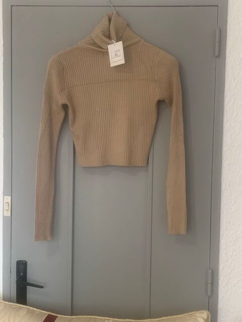 Haut court c�tel�  beige  LISSIMO - Neuf avec �tiquette - Taille unique 17 N�mes (30)
