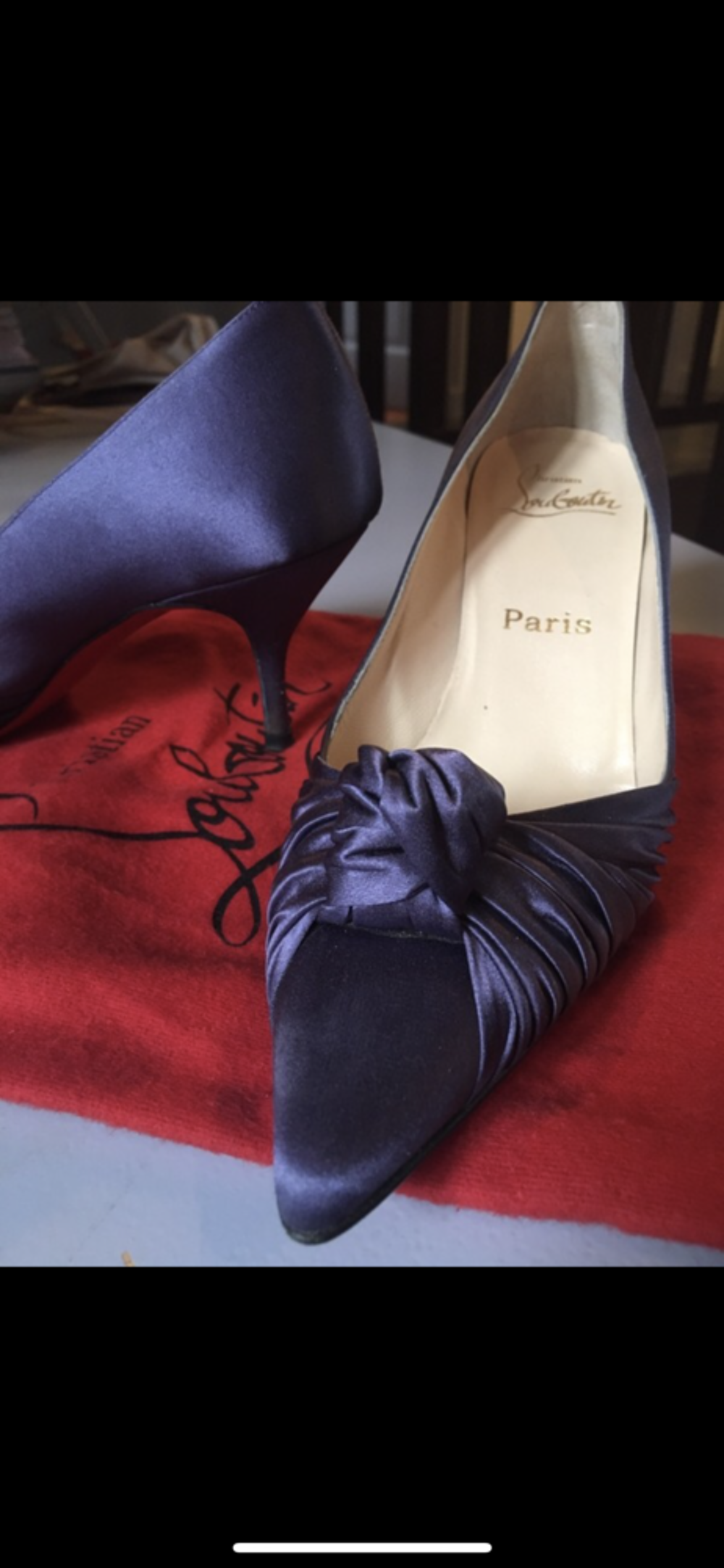 Escarpins Louboutin -couleur prune - pointure 36 Chaussures