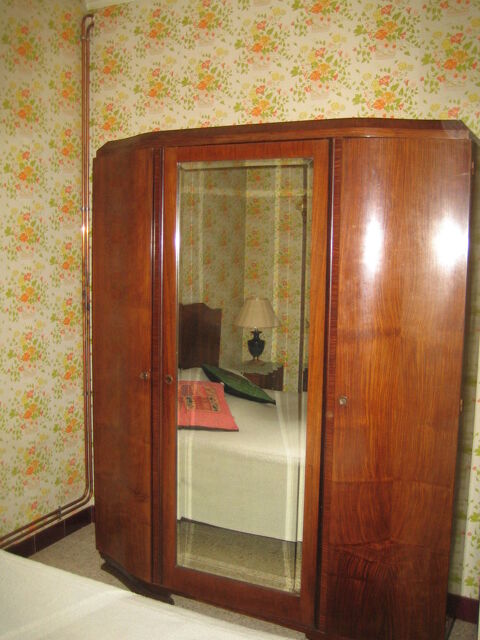 ARMOIRE A GLACE EN PALISSANDRE Montereau-Fault-Yonne (77)