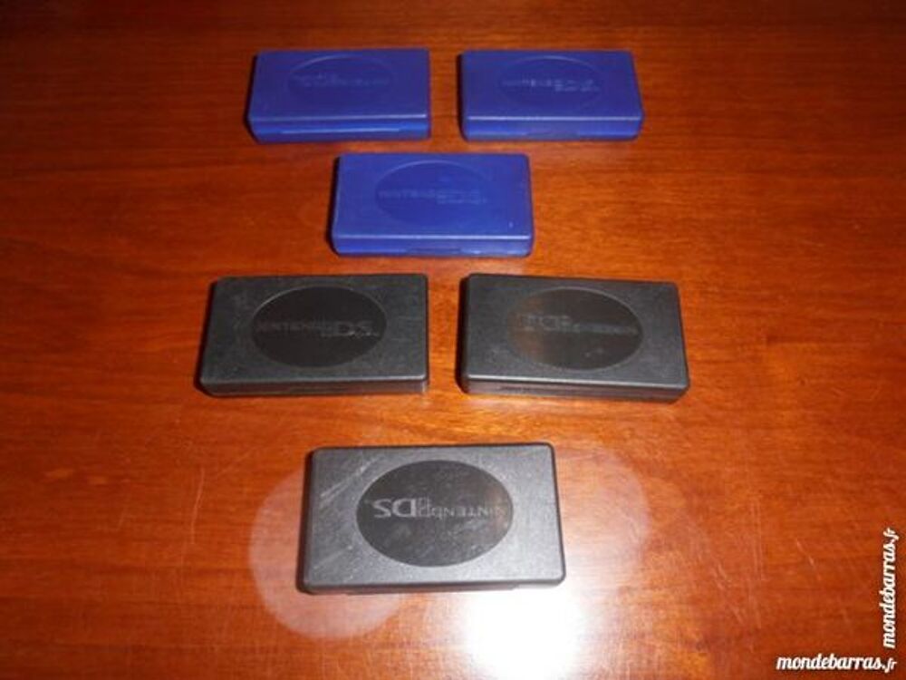 Boites &agrave; jeu vid&eacute;o (26) Consoles et jeux vidéos