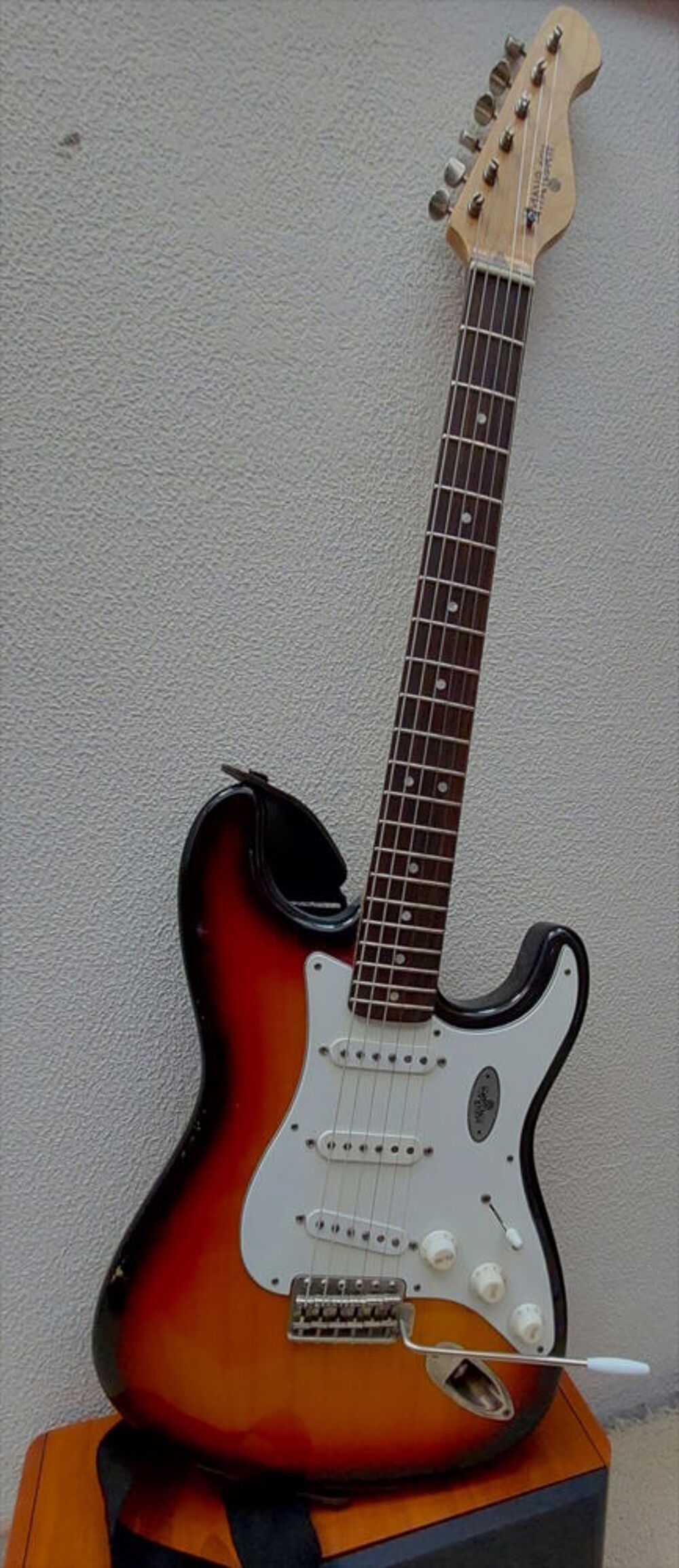 Maybach Stradovari S61 3-Tone Sunburst Aged Instruments de musique