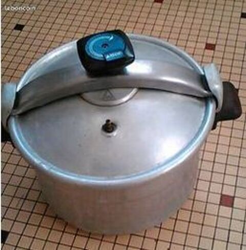 cocote Seb 8 litres aluminium 15 Beauchamp (95)