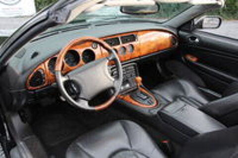 XK8 4.0i V8 2000 occasion 59310 Auchy-lez-Orchies