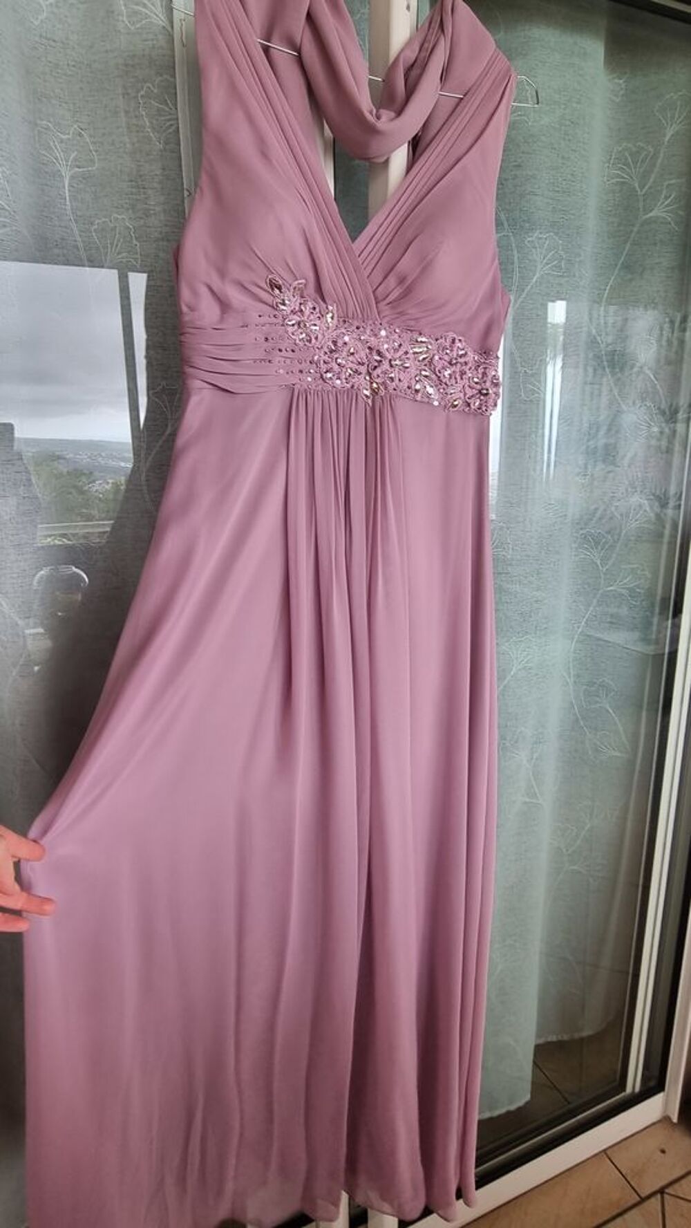 Robe de soir&eacute;e Vêtements