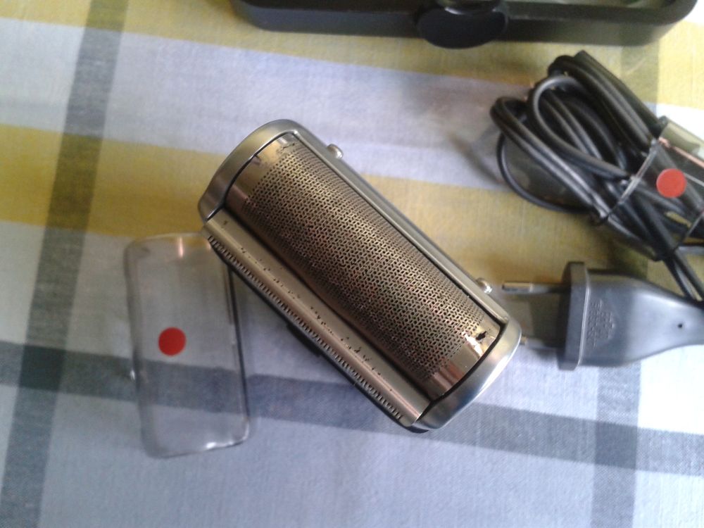 Rasoir vintage BRAUN SIxtant 6006 complet en coffret Electroménager