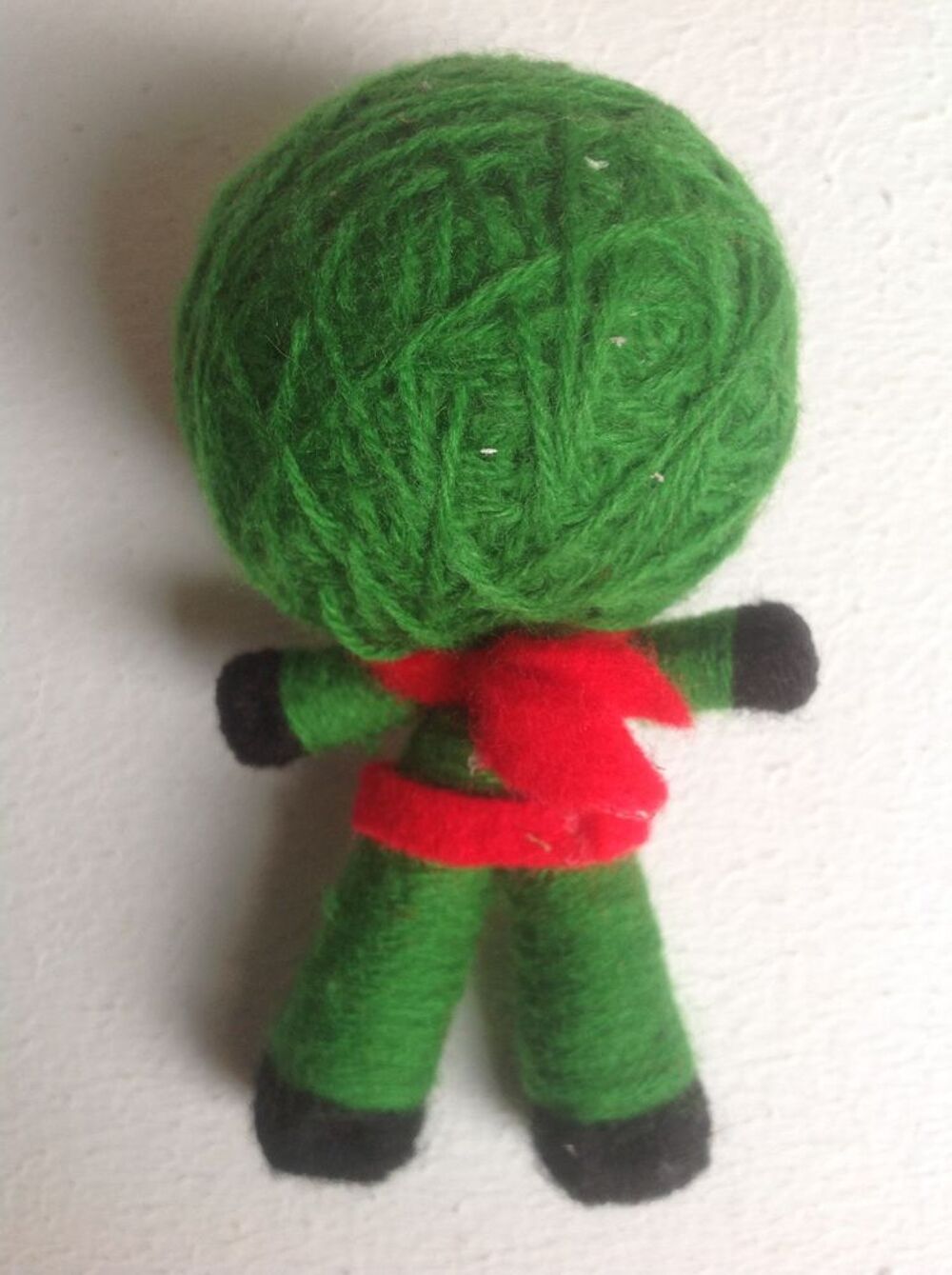 NINJA DOO DOLLS VERT YEUX ROUGES Envoi possible
Jeux / jouets