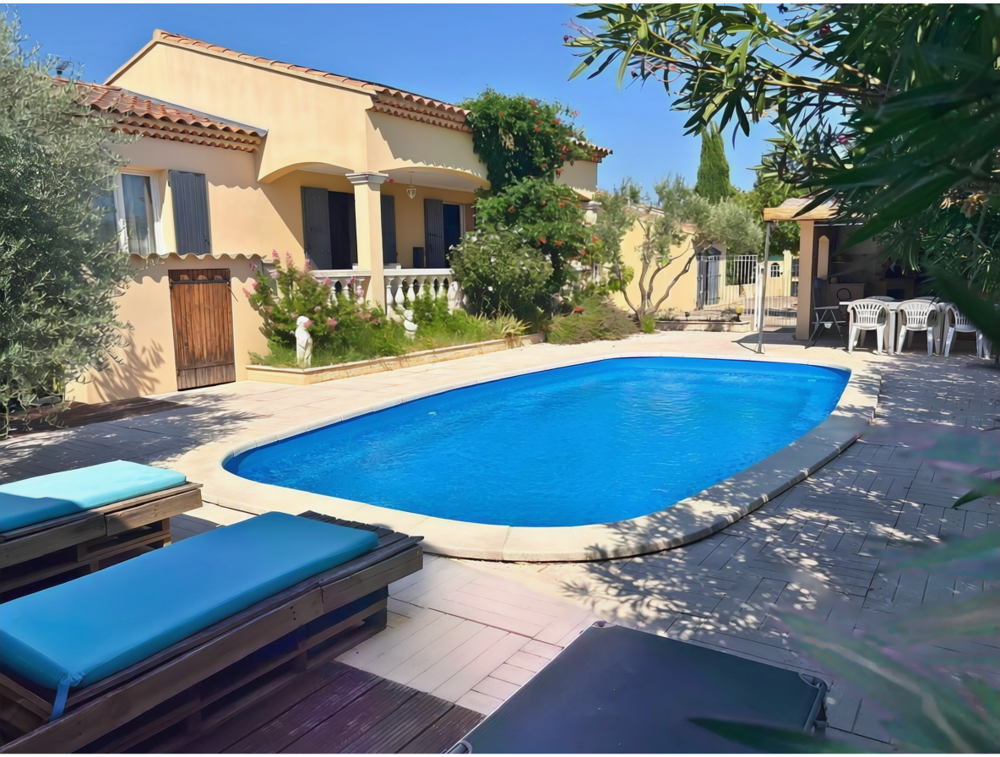 Vente Maison Maison de Plain-pied - 5 chambres - Piscine et cuisine d'été Meyreuil
