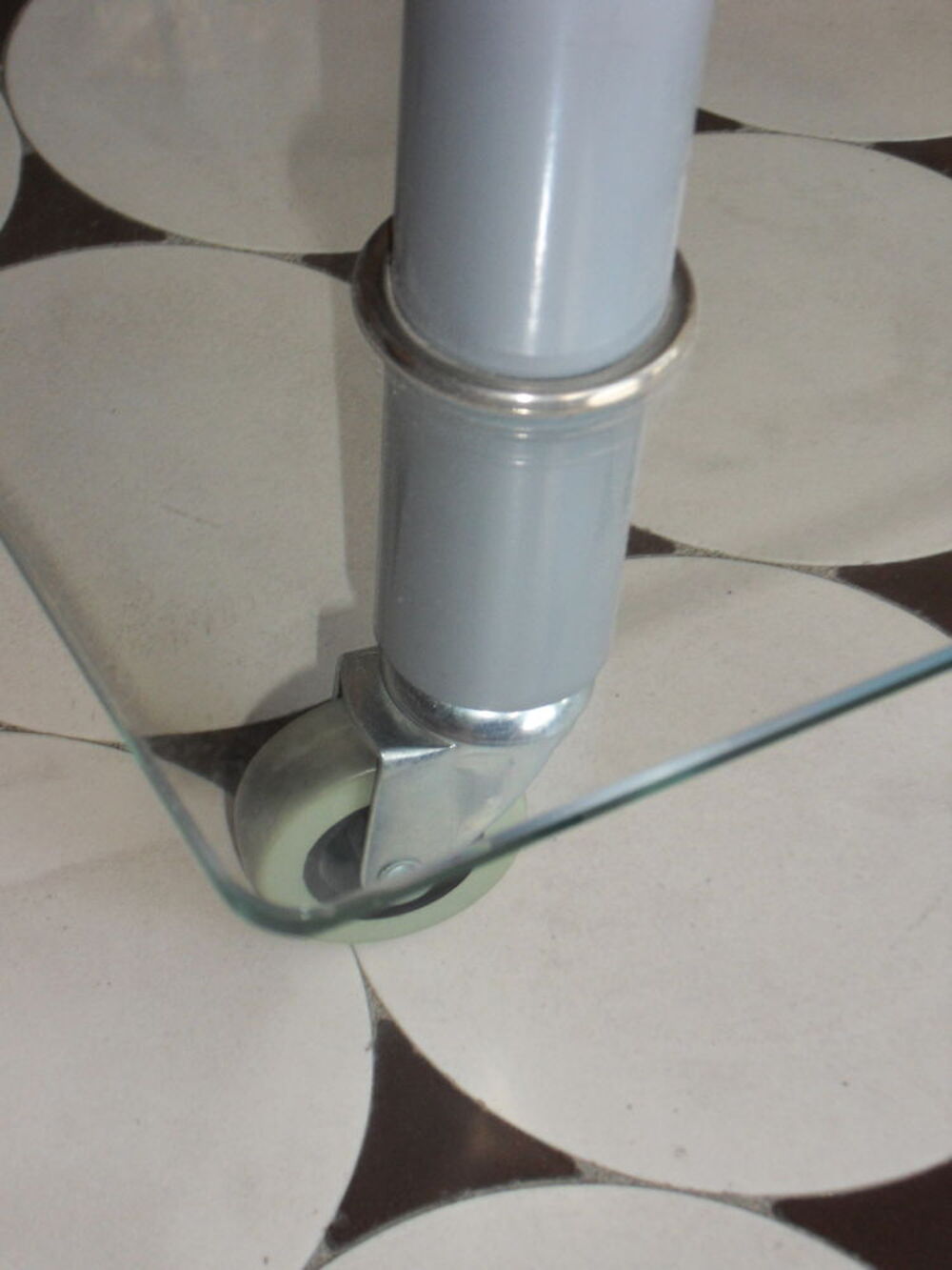 Table basse de salon en verre D�coration