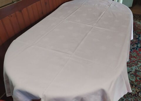 nappes de table 0 Lamorlaye (60)
