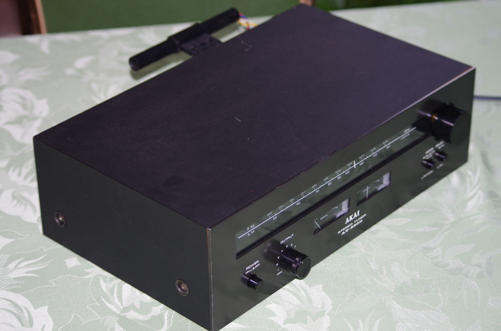 TUNER AKAI - AT2200 - VINTAGE Audio et hifi
