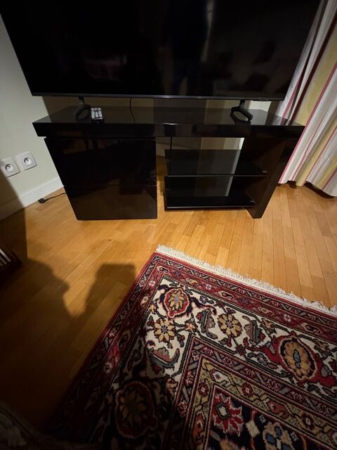 Meuble de t�l� Ateca 150 Clamart (92)