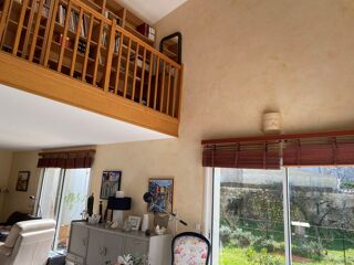  Maison  vendre 8 pices 225 m