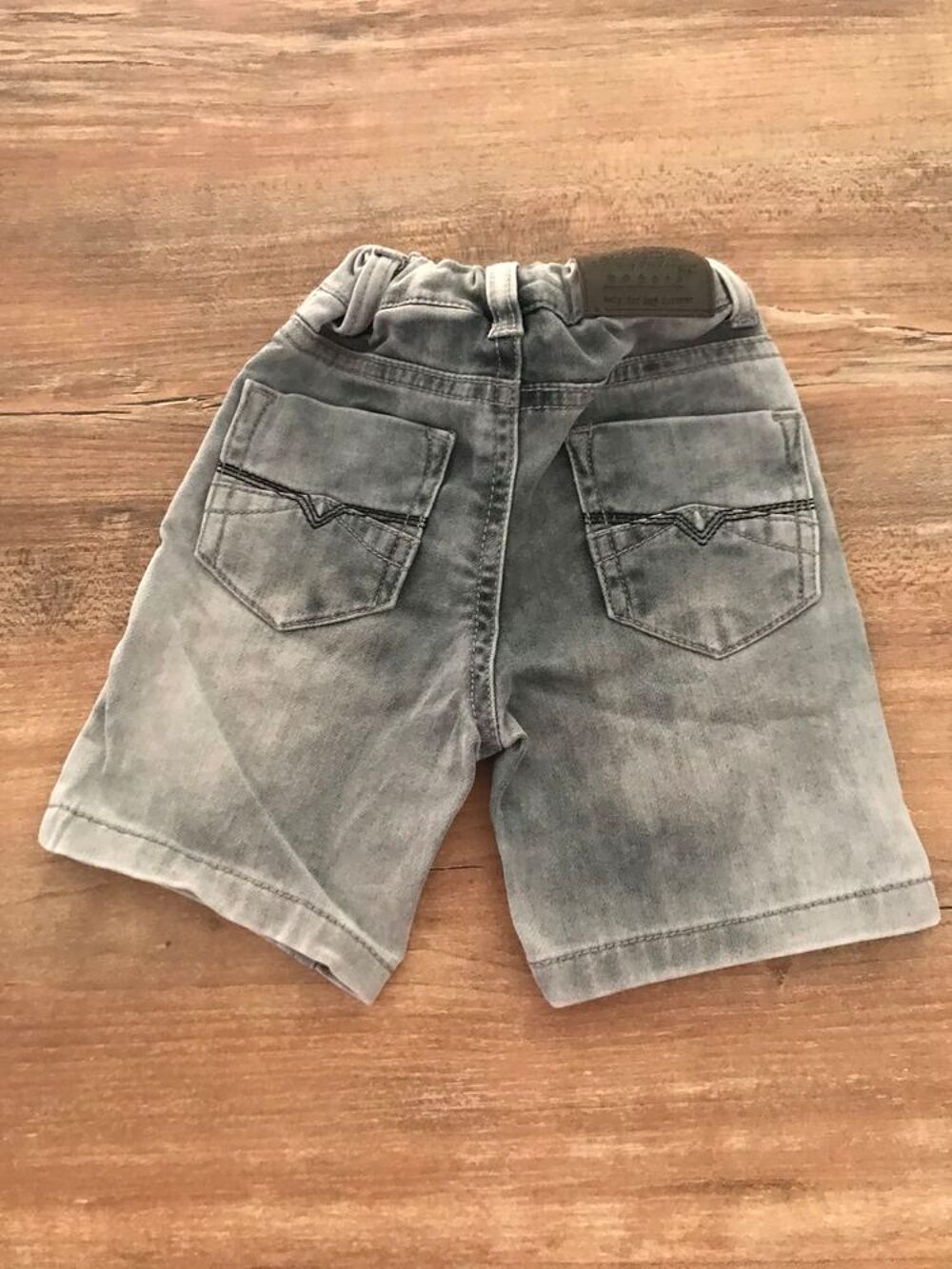 Short en jean enfant gar&ccedil;on " 3 Pommes " Vêtements enfants