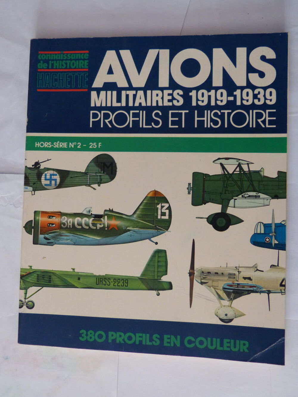AVIONS MILITAIRES 1919 - 1939 PROFILS ET HISTOIRE Livres et BD