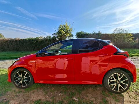 Toyota Yaris Hybride 116h Premi&egrave;re 2020 occasion Loches 37600