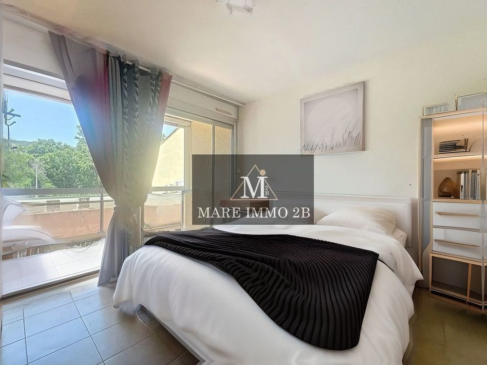 Vente Appartement T2 AVEC TERRASSE ET GARAGE A CALVI Calvi