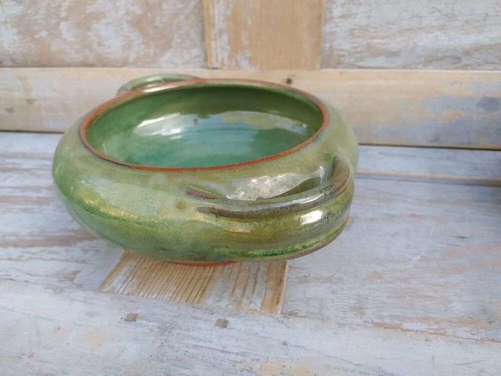 Terrine &agrave; Anses Gr&egrave;s Vert &Eacute;maill&eacute; Poterie Artisanale 
Décoration