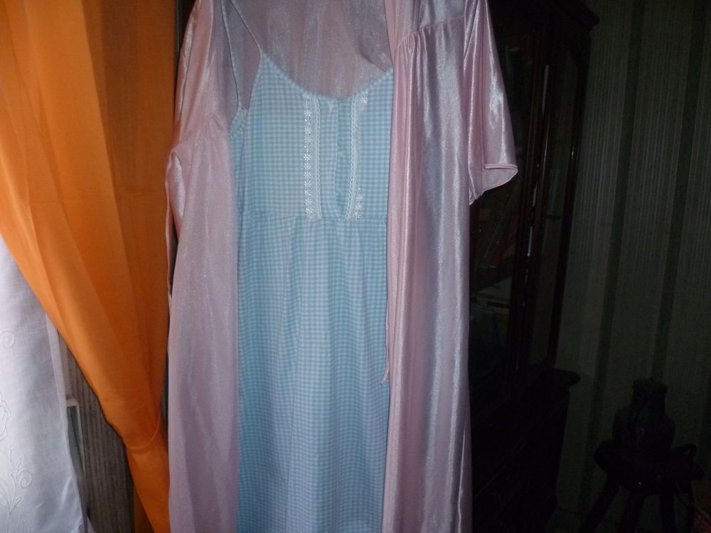 Nuisette privilege vichy bleu et blanc 48 avec d&eacute;shabill&eacute; Vêtements