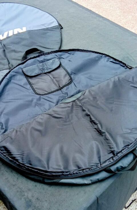 housses roues de v�lo 40 Beaufort-en-Vall�e (49)