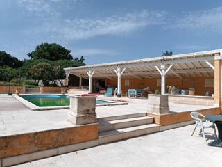  Maison � vendre 8 pi�ces 220 m�