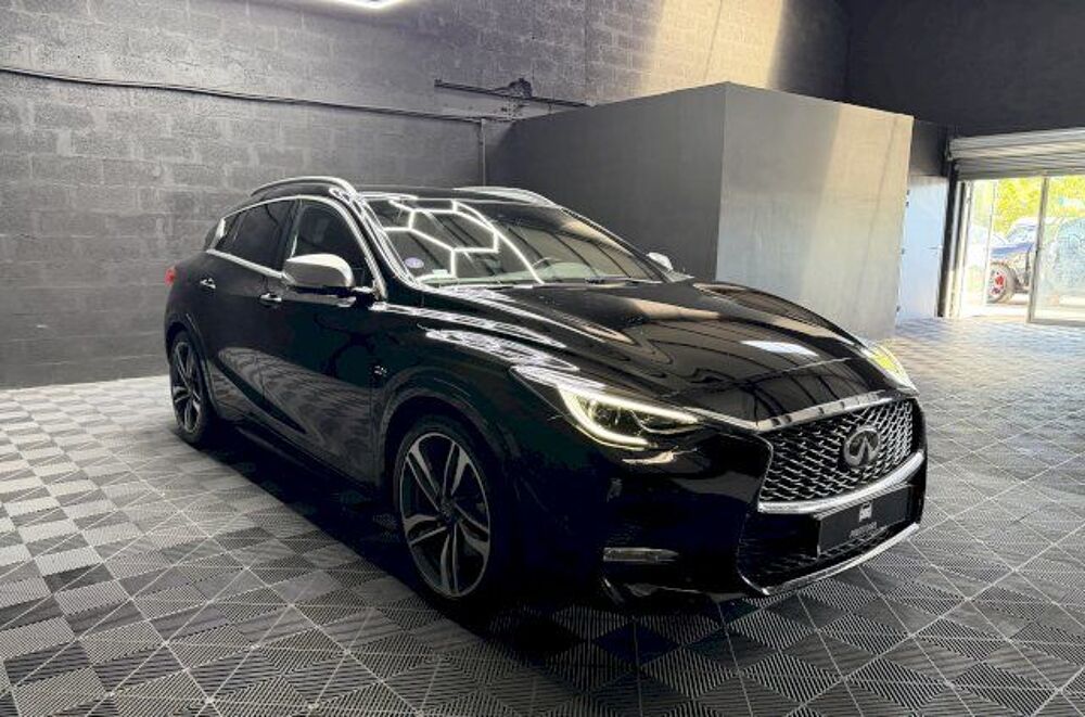 Q30 2.0t 211ch Sport City Black AWD DCT7 2017 occasion 33520 Bruges