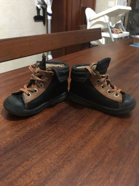 Chaussure enfant gar�on � lacets   BABYBOTTE   15 Saleilles (66)