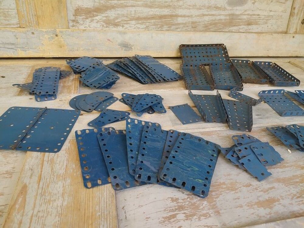 Ancien Jeu Meccano Pi&egrave;ces Accessoires Plaques Divers Lot 01 