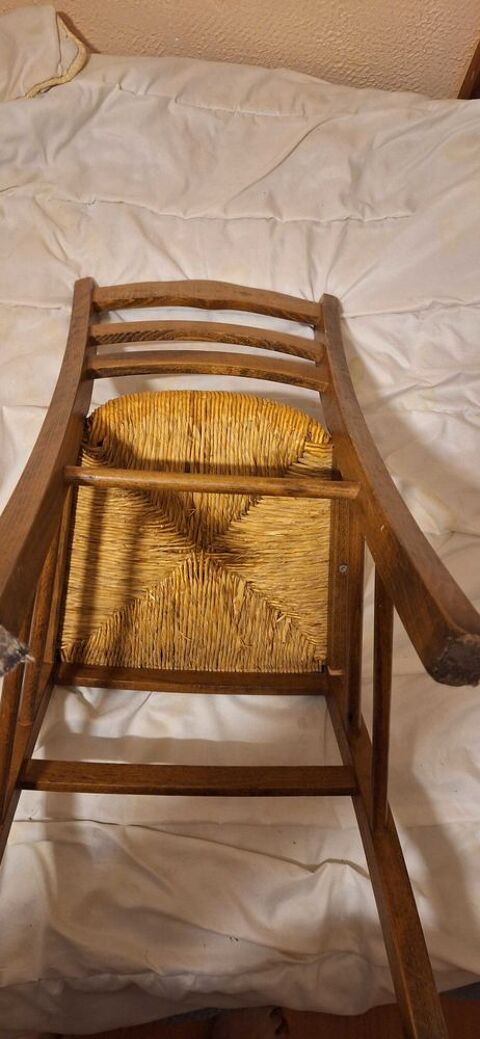 8 CHAISES PAILLE SUPER ETAT Vénissieux (69)