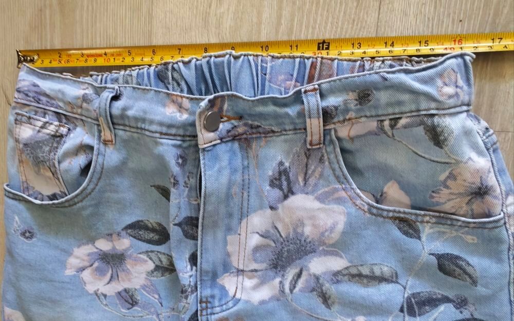 Jeans Buggy d&eacute;contract&eacute;s, imprim&eacute; floral T 44 Vêtements