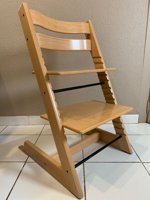 Chaise haute volutive de Stokke Tripp Trapp 80 Nancy (54)